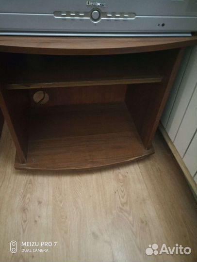 Тумба под телевизор бу