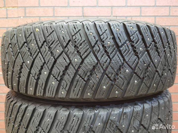 Goodyear Vector 4Seasons 205/50 R17 89V