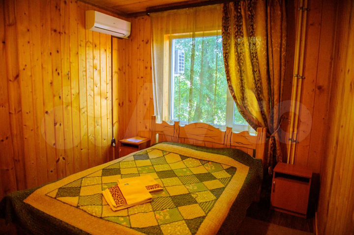 Комната 35 м², 1/3 эт.