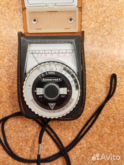 Экспонометр Ленинград 4