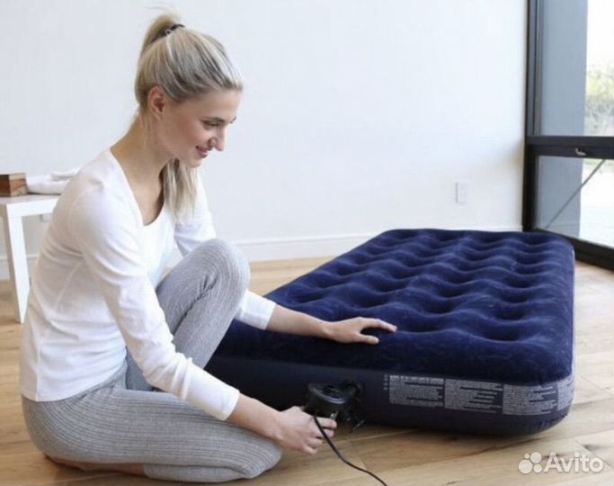 Надувная матрас 199*188 новый