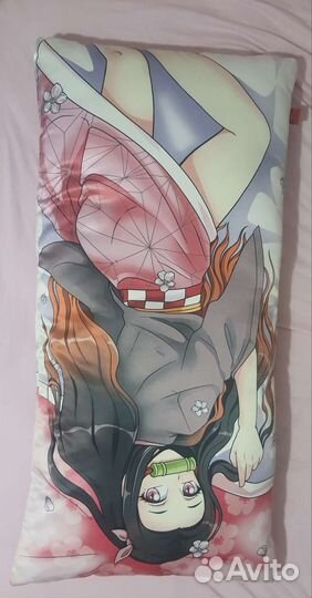 Подушка с принтом Нэдзуко-Камадо