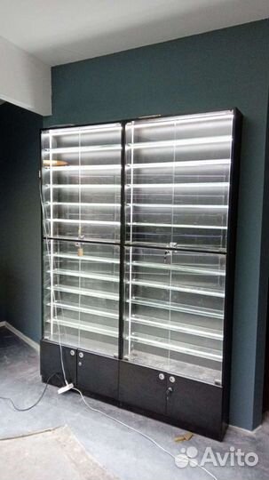 Витрины стеклянные для табака, для сигарет