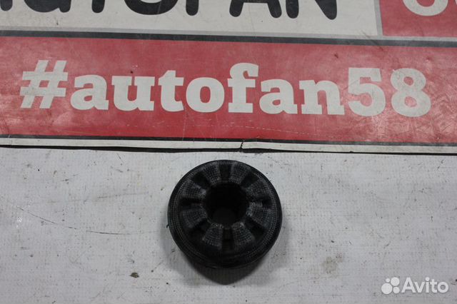 Проставка пружины Nissan