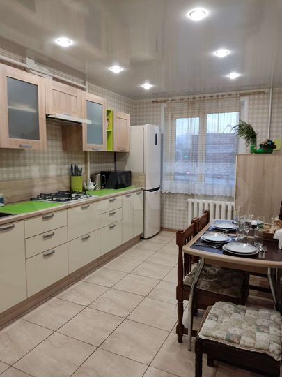 2-к. квартира, 62 м², 2/9 эт.