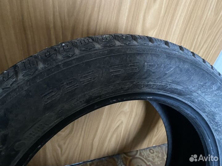 Nokian Tyres Hakkapeliitta 9 225/55 R17 101T