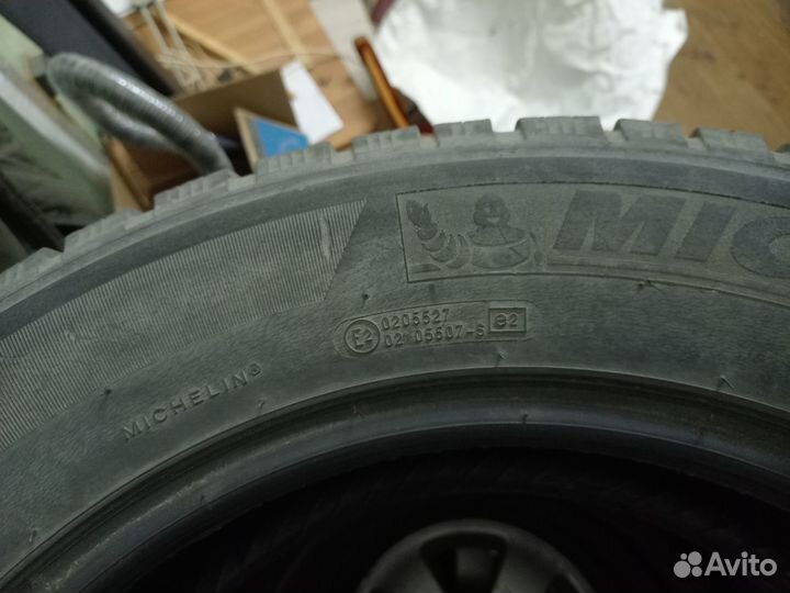 Michelin X-Ice 225/65 R17
