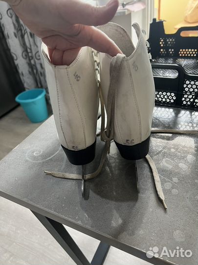 Коньки фигурные