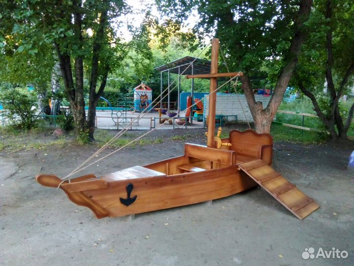 Корабль на детскую площадку