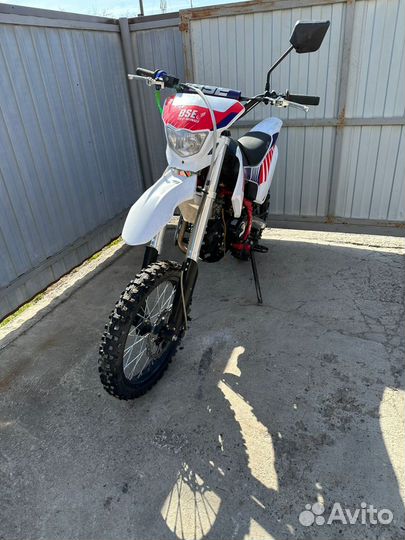 Продам питбайк BSE mx 125