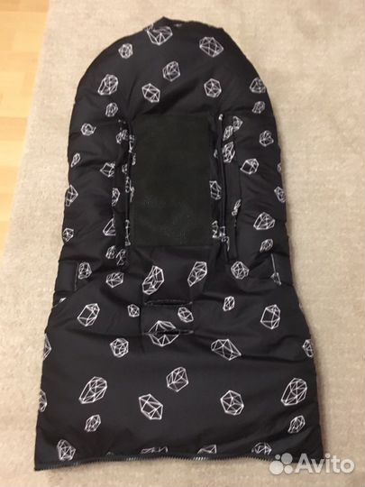 Конверт «LeoKid» и муфты в подарок