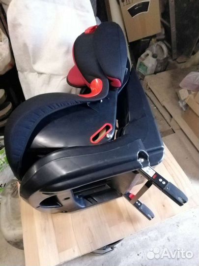 Детское кресло