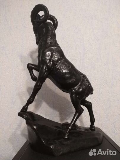 Каслинское литьё. Горный баран