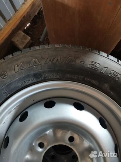 R16 КАМА Кама-218 175/70, PCD 5x139.7 DIA 98.6