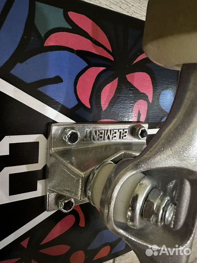 Скейтборд element