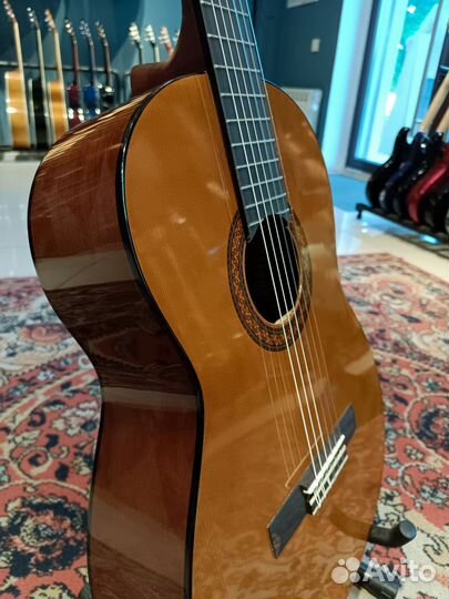 Классическая гитара Yamaha C40