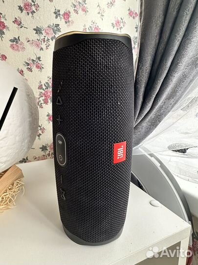 Колонка jbl charge 4