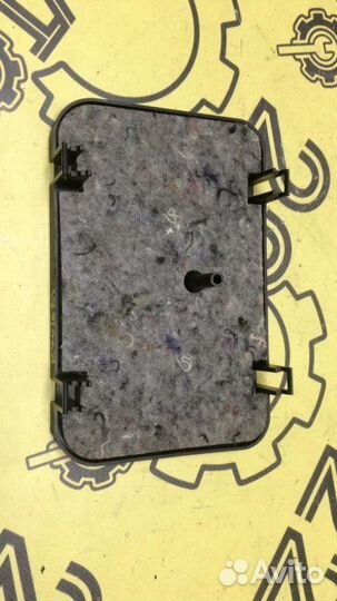 Крышка клапана вентиляции задняя правая Bmw X5 E70