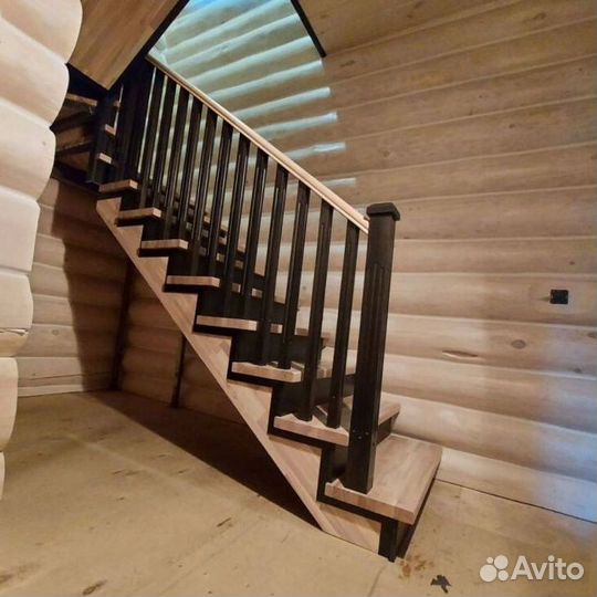 Ступени для лестницы между этажами STU-3256