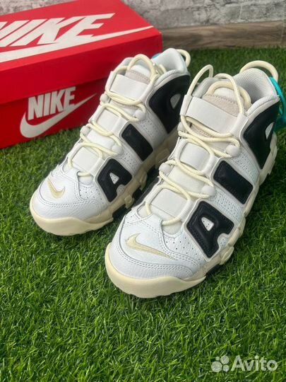 Nike Iar More Uptempo