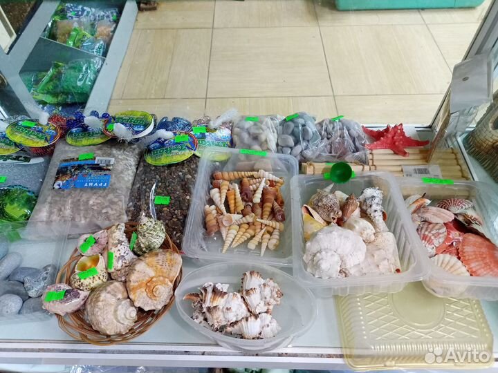 Аквариумные украшения и грунты