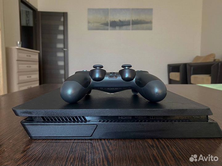 Sony PS4 slim