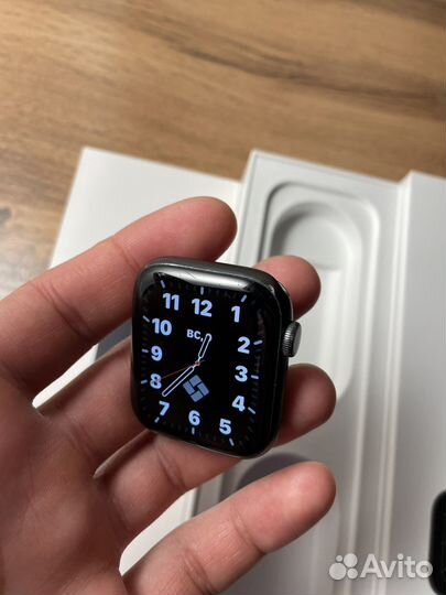 Apple watch series 5 44mm