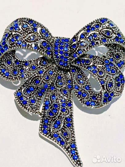 Брошь Бантик