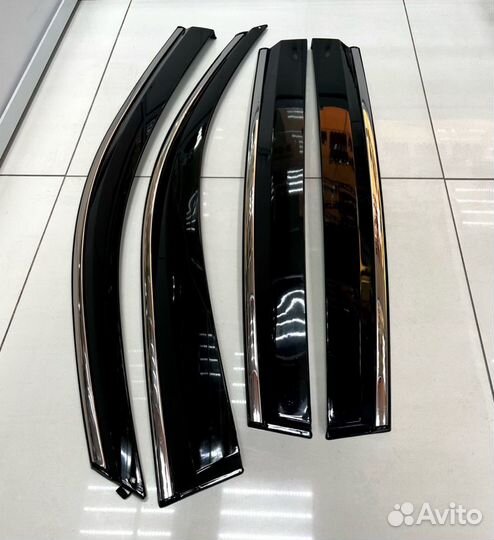 Дефлекторы окон хром Volkswagen Tiguan 07-16