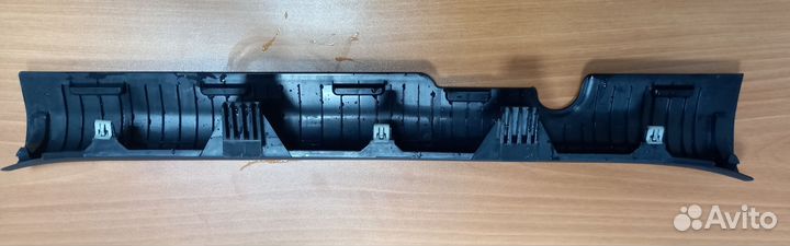 Накладка порога передняя правая KIA RIO X line