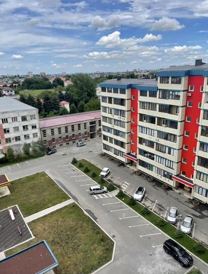 3-к. квартира, 121,1 м², 9/13 эт.