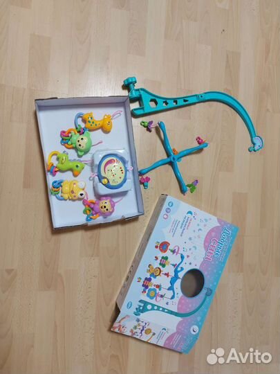 Музыкальная карусель на кроватку