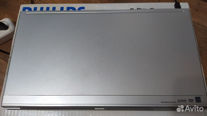 DVD player Philips (коробка, пульт, кабель)