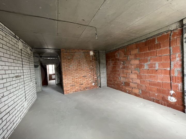 2-к. квартира, 99 м², 3/6 эт.