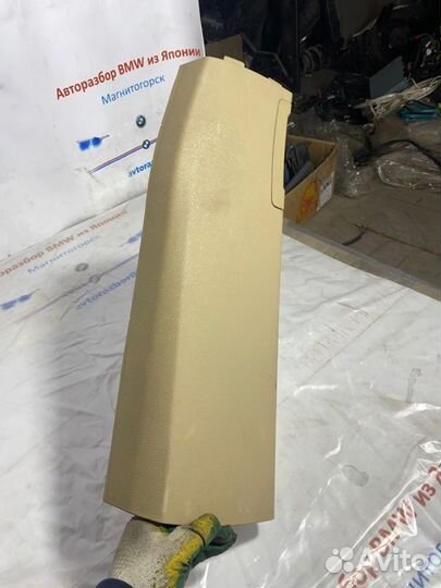 Обшивка центральной стойки передняя правая Bmw X5