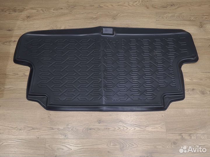 Ковер в багажник LADA Niva 2121 (ваз 2121)