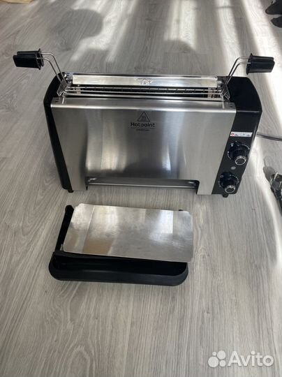 Гриль вертикальный Hotpoint-Ariston VG 120