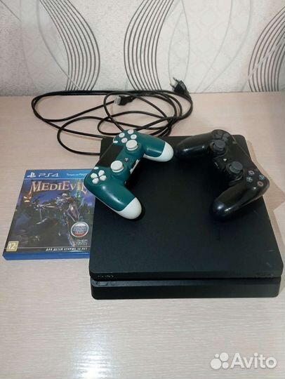Sony playstation 4 PS4 slim