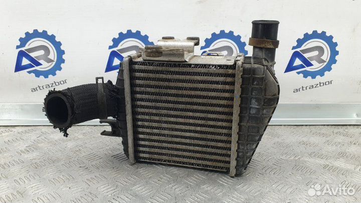 Интеркулер Kia Sportage 2 2.0 дизель 2010