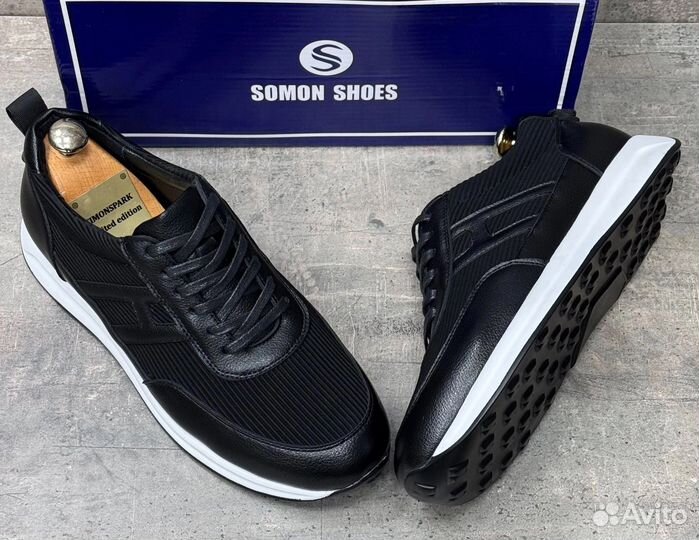 Универсальные кроссовки для мужчин