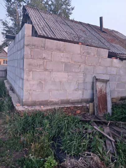 Дом 1300 м² на участке 13 сот.