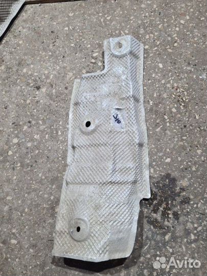 Тепловой экран Nissan Qashqai J10 HR16 2012