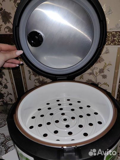 Мультиварка polaris pmc 0511ad