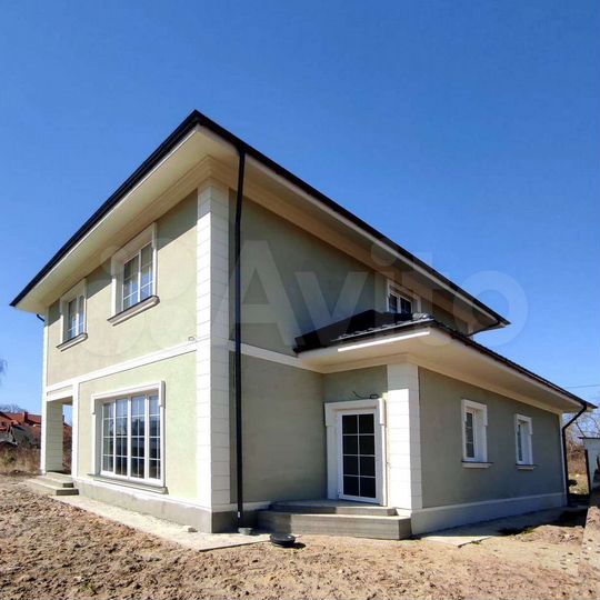 Дом 215 м² на участке 8 сот.