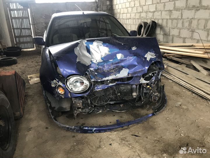 Toyota Corolla 1.3 МТ, 1998, битый, 15 000 км