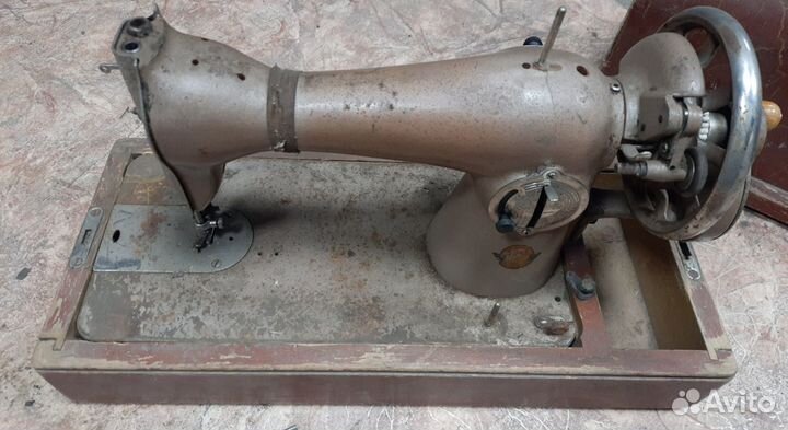 Швейная машинка подольская ручная пмз