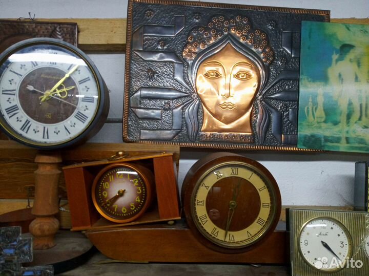 СССР часы будильники очз Янтарь Молния Агат Маяк