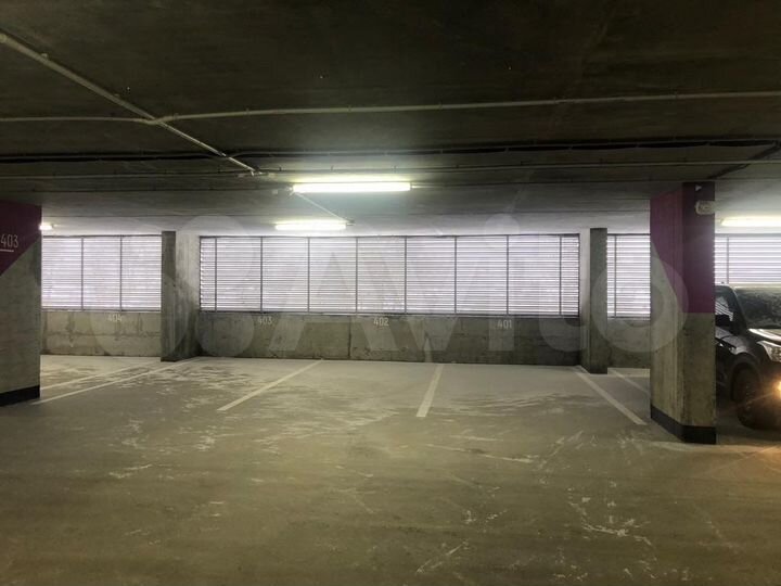 Машиноместо, 14 м²
