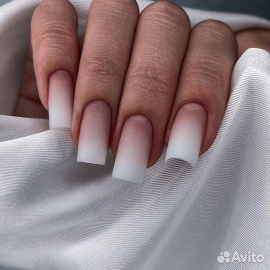 Маникюр бесплатно