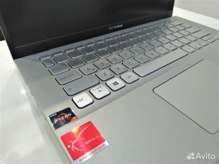 Ультрабук Asus i3-1115g4 / SSD 512Gb